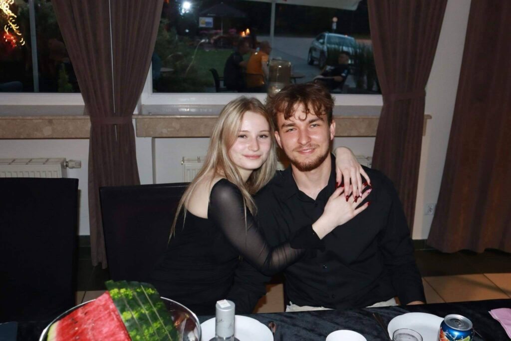 9d598614 64b6 4178 b154 bd989a31121c